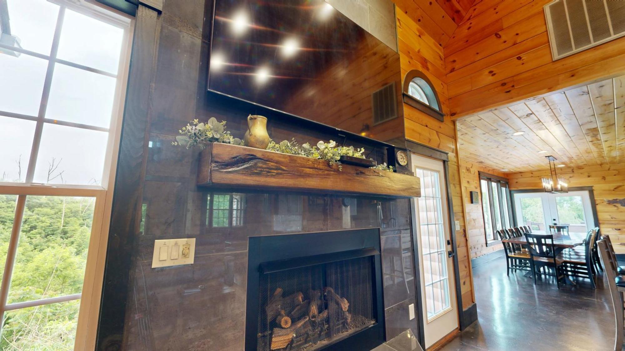 Luxurious 6 Bed 5 Bath Cabin Amazing Location & Privacy! -4 Miles To Gatlinburg & Pidgeon Forge-Hot Tub-Fireplace-King Suits-Deck-Grill-Free Parking For 8 Vehicles-Firepit-Full Kitchen-"Smoky View Cabin" Sevierville Zewnętrze zdjęcie